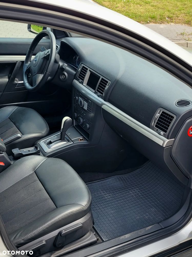 Opel Vectra 1.9 CDTI Cosmo ActiveSelect - 18