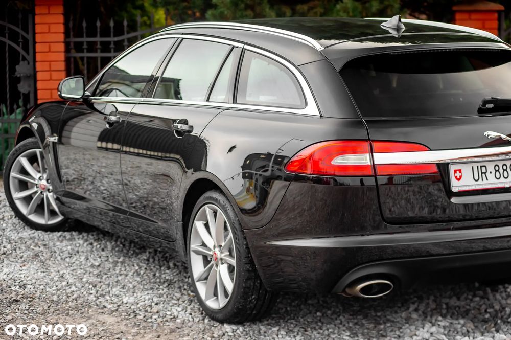 Jaguar XF 3.0 V6 S - 8