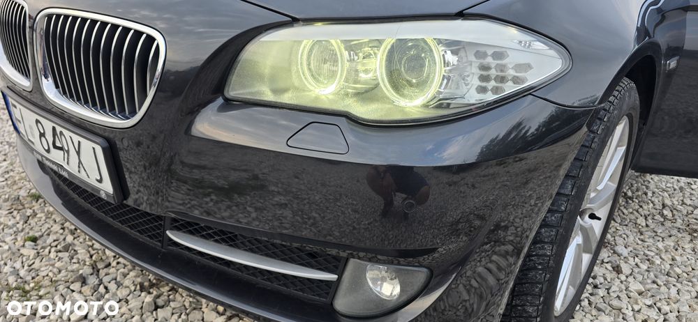 BMW Seria 5 530d xDrive - 31