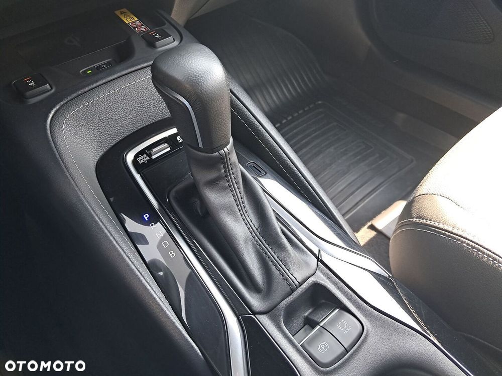 Toyota Corolla 1.8 Hybrid Style - 28