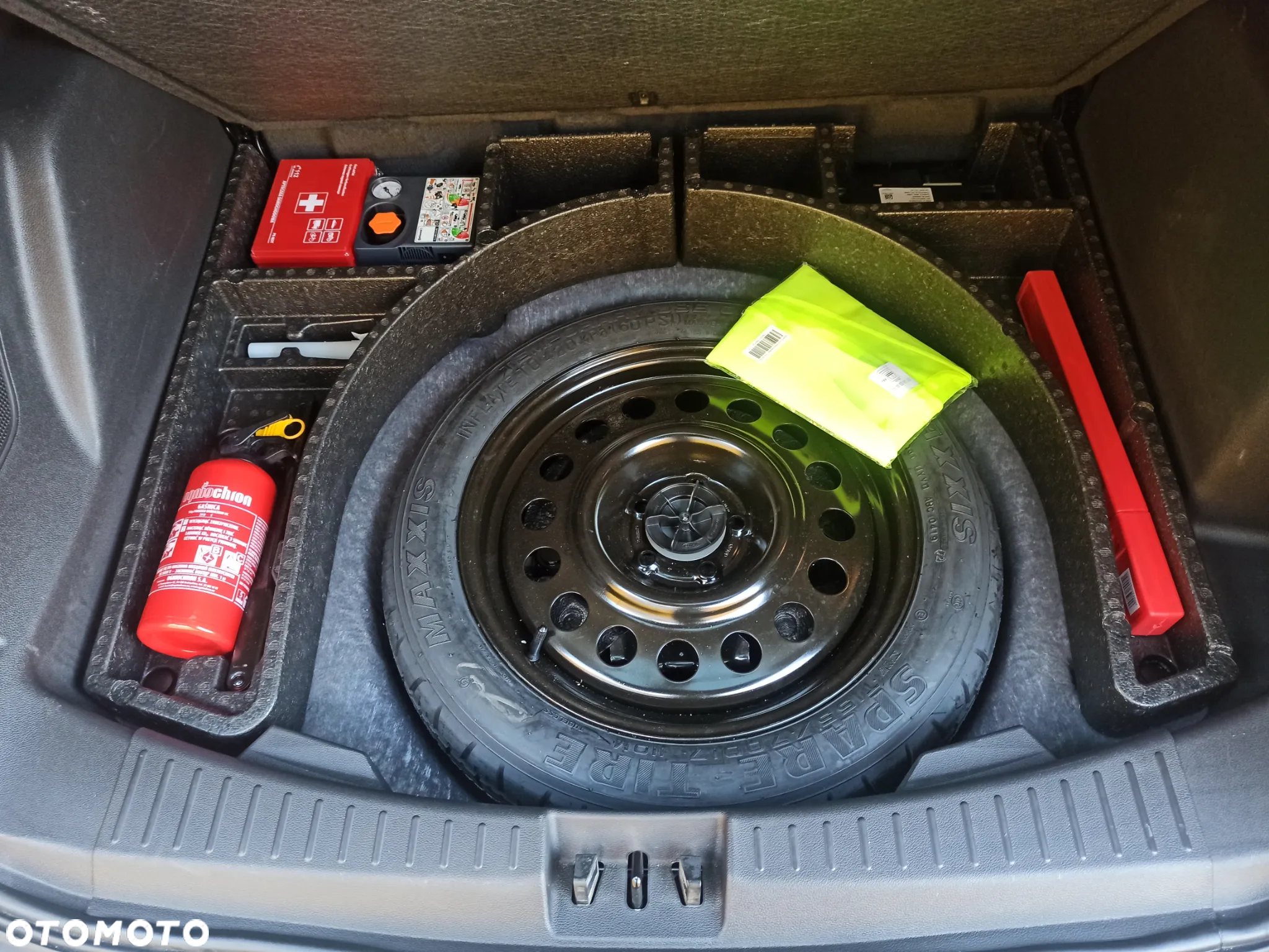 Ford Escape 2.0 EcoBoost AWD Titanium - 19