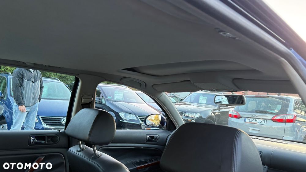 Volkswagen Passat 1.9 TDI Exclusive - 11