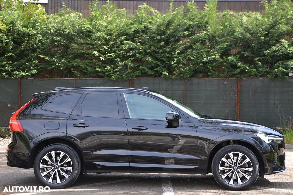 Volvo XC 60 B4 D AWD Plus Dark - 12