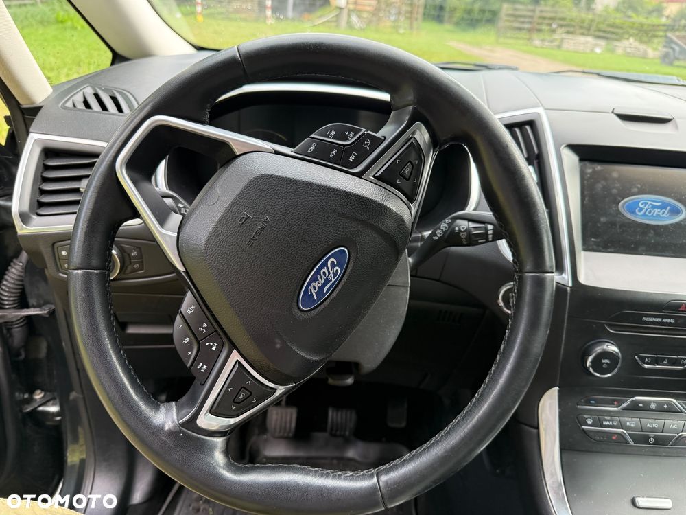 Ford S-Max - 15