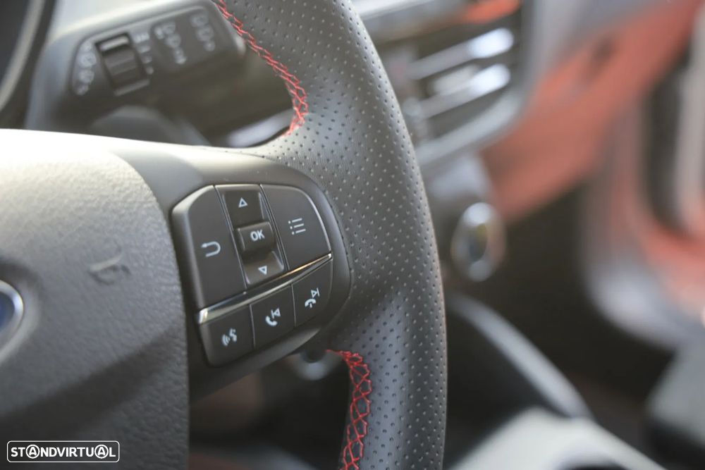 Ford Kuga 2.5 PHEV ST-Line X - 38