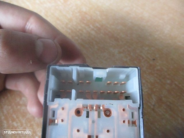 Interruptor Inter3856 NISSAN MICRA K12 2005 1.2I VIDROS NISSAN MICRA 3 FASE 2  2005 1.2I 65CV 5P BRONZE - 3