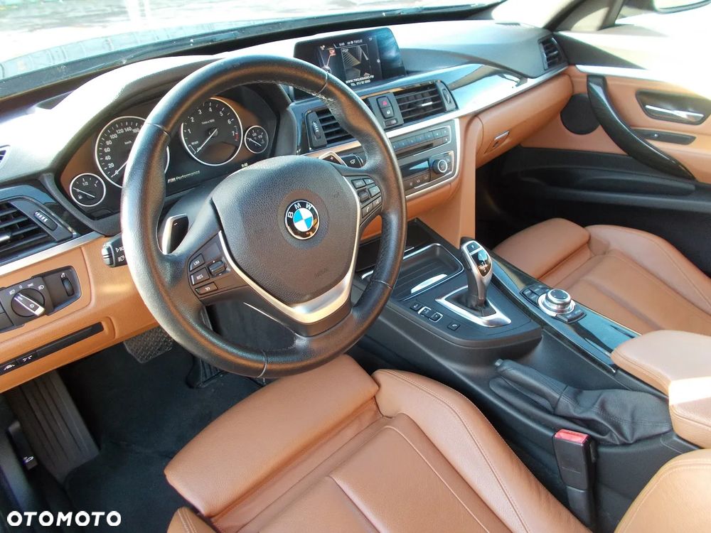 BMW Seria 3 320i Sport-Aut Luxury Line - 20