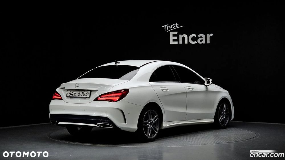 Mercedes-Benz CLA - 3
