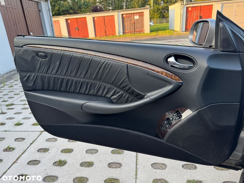 Mercedes-Benz CLK - 21