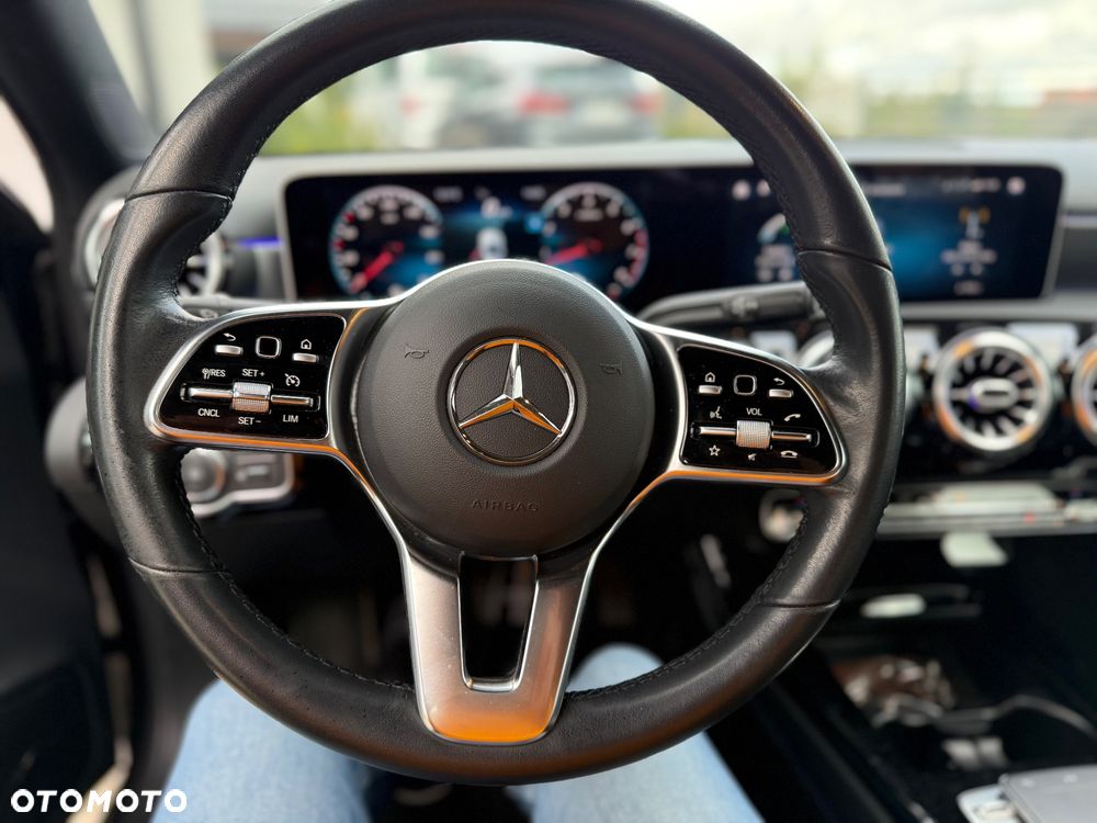 Mercedes-Benz Klasa A 220 4-Matic 7G-DCT - 21