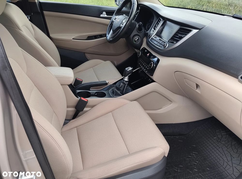 Hyundai Tucson - 13