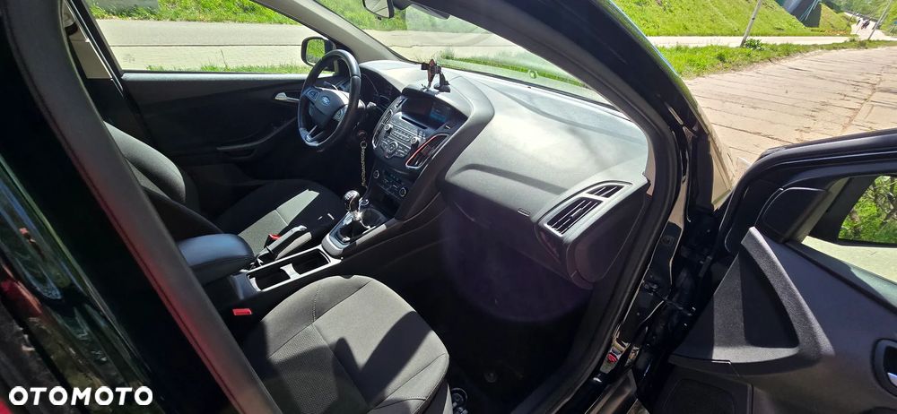 Ford Focus 1.5 TDCi Trend - 19