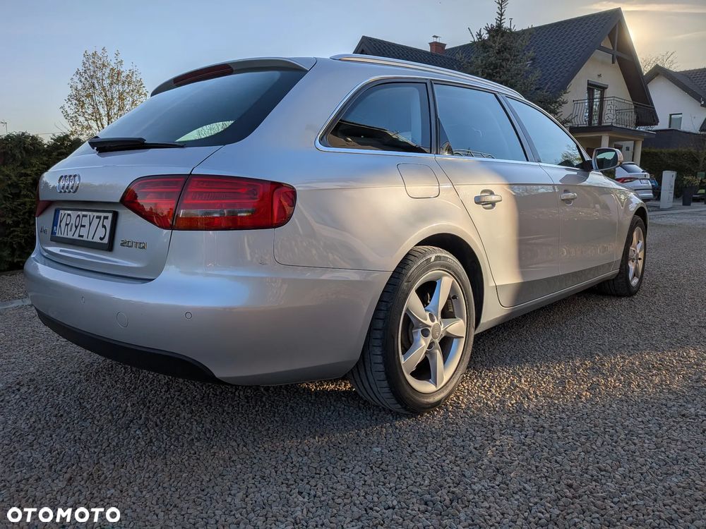 Audi A4 Avant 2.0 TDI DPF Attraction - 8
