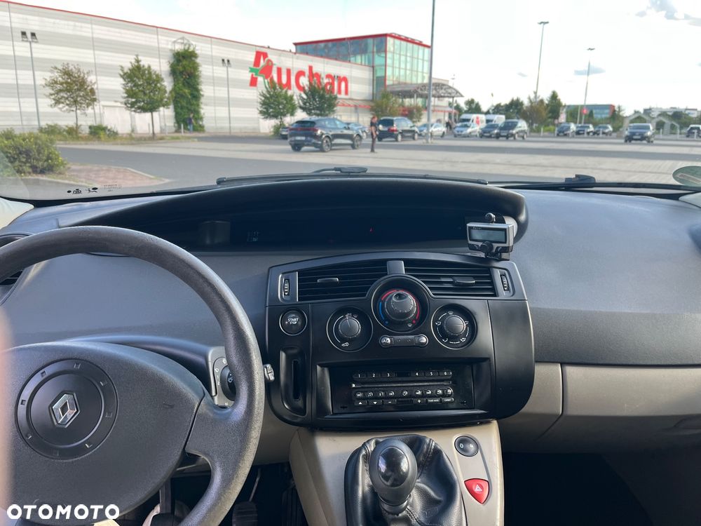 Renault Scenic 2.0 16V Expression - 7