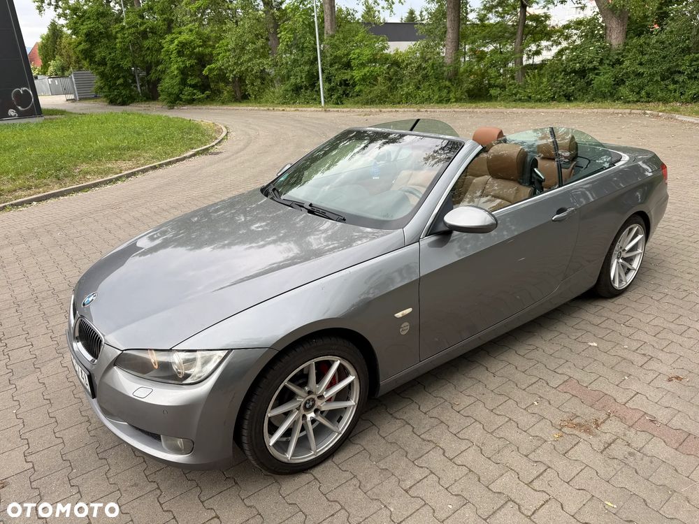 BMW Seria 3 325i Edition Exclusive - 1