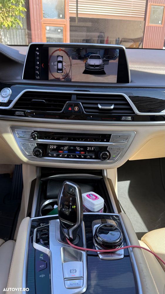 BMW Seria 7 740d xDrive - 9