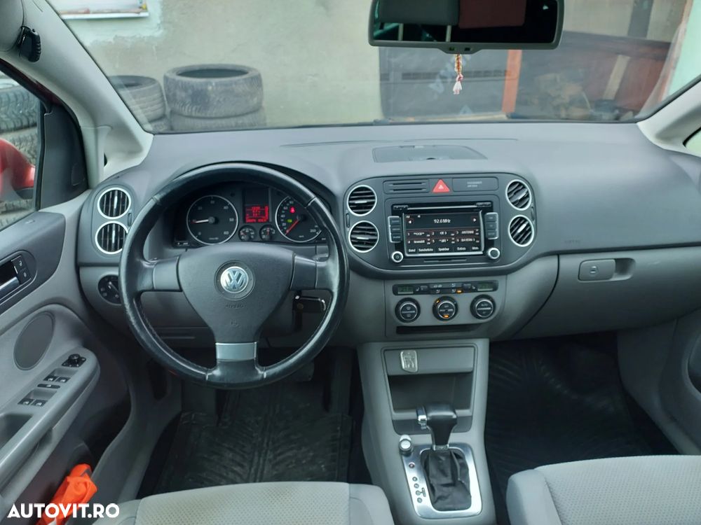 Volkswagen Golf Plus 1.9 TDI DPF DSG Edition - 7