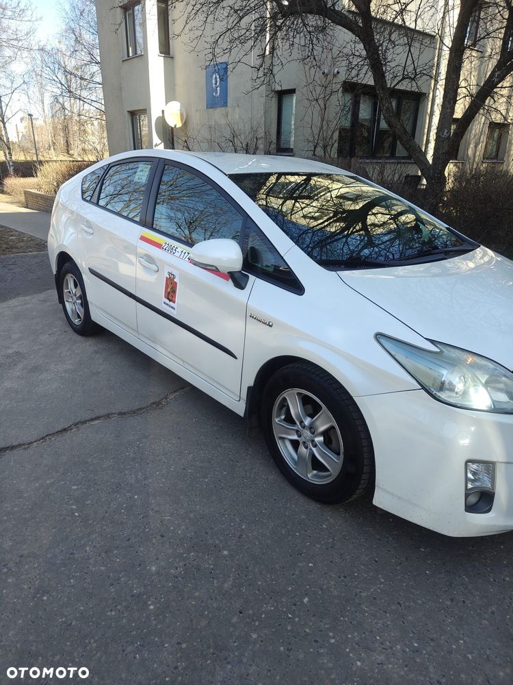 Toyota Prius 1.5 VVT-i Sol - 5