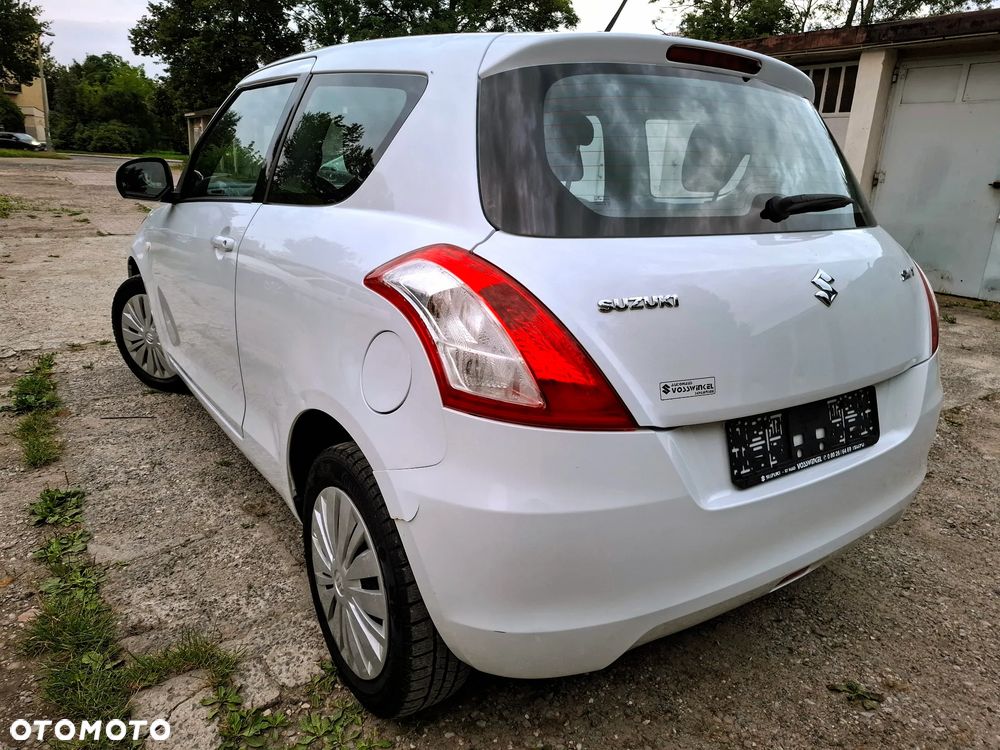 Suzuki Swift 1.2 BlackWhite - 3