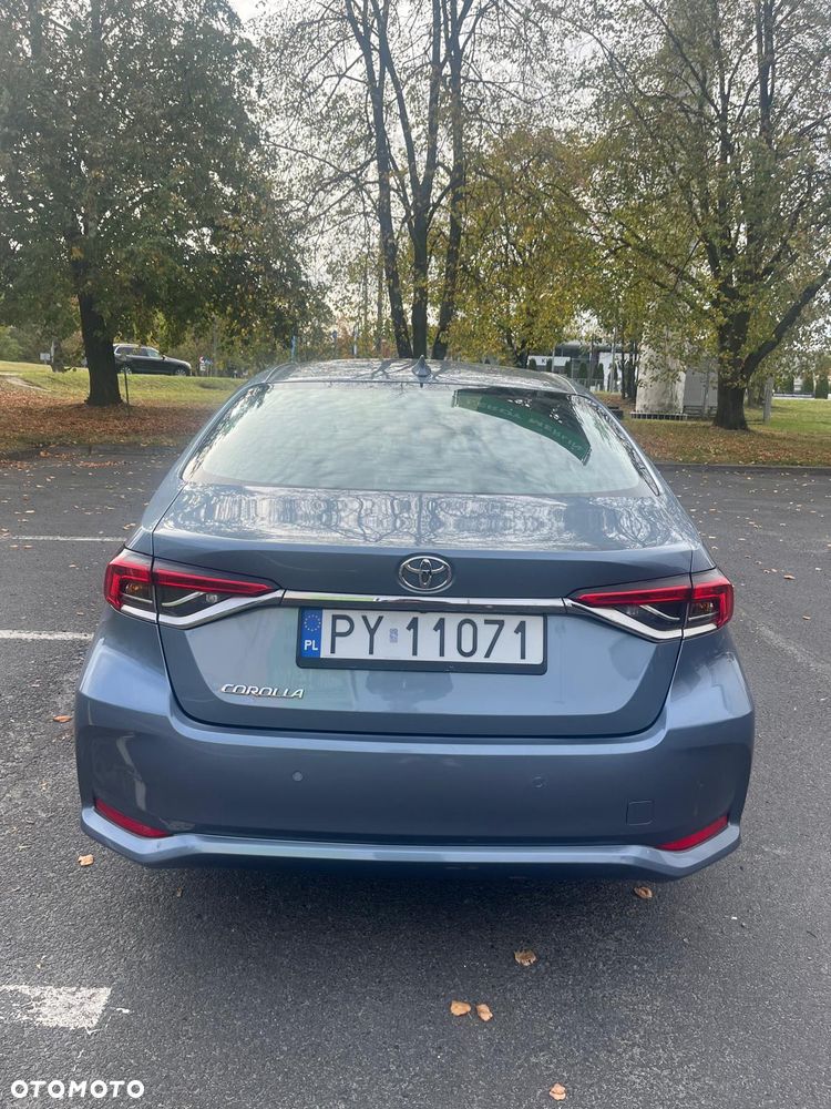 Toyota Corolla - 4