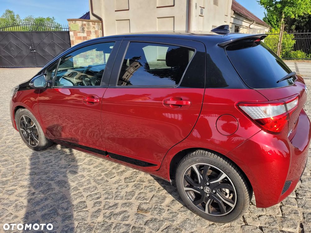 Toyota Yaris - 10