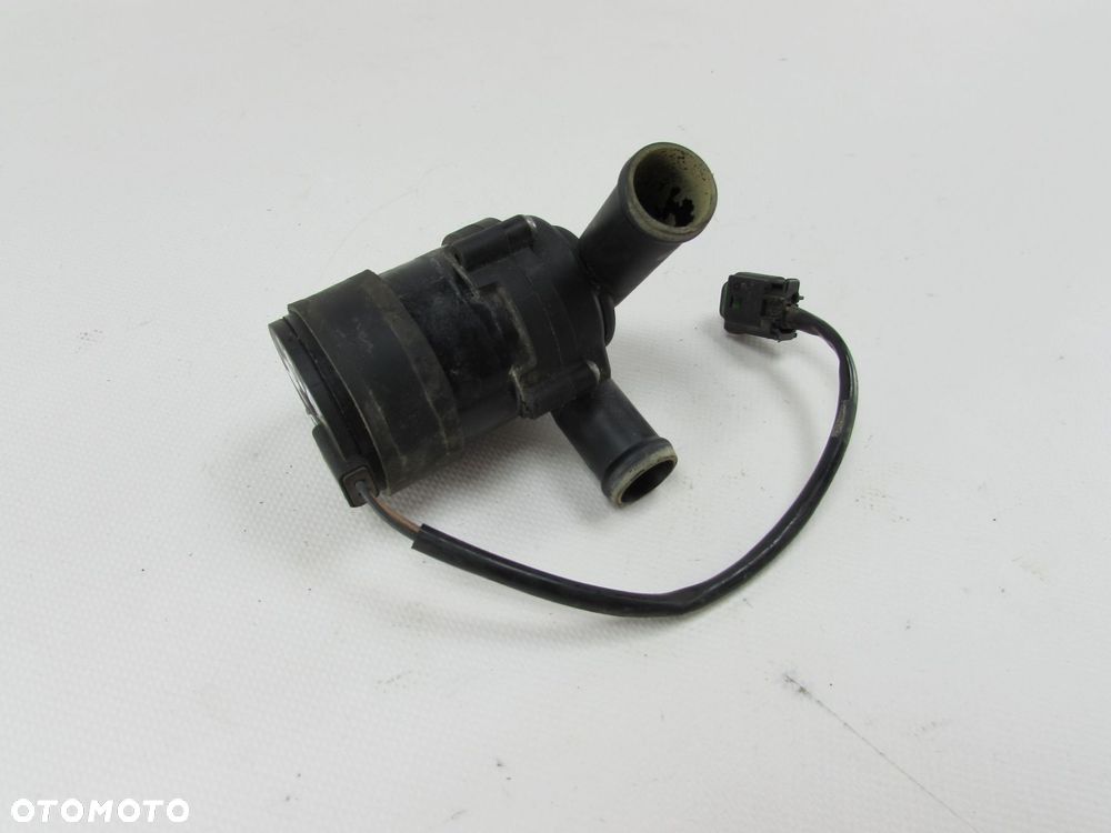 AUDI A6 C6 04-11 3.0 TDI DODATKOWA POMPA OBIEGU WODY 9005470E - 2