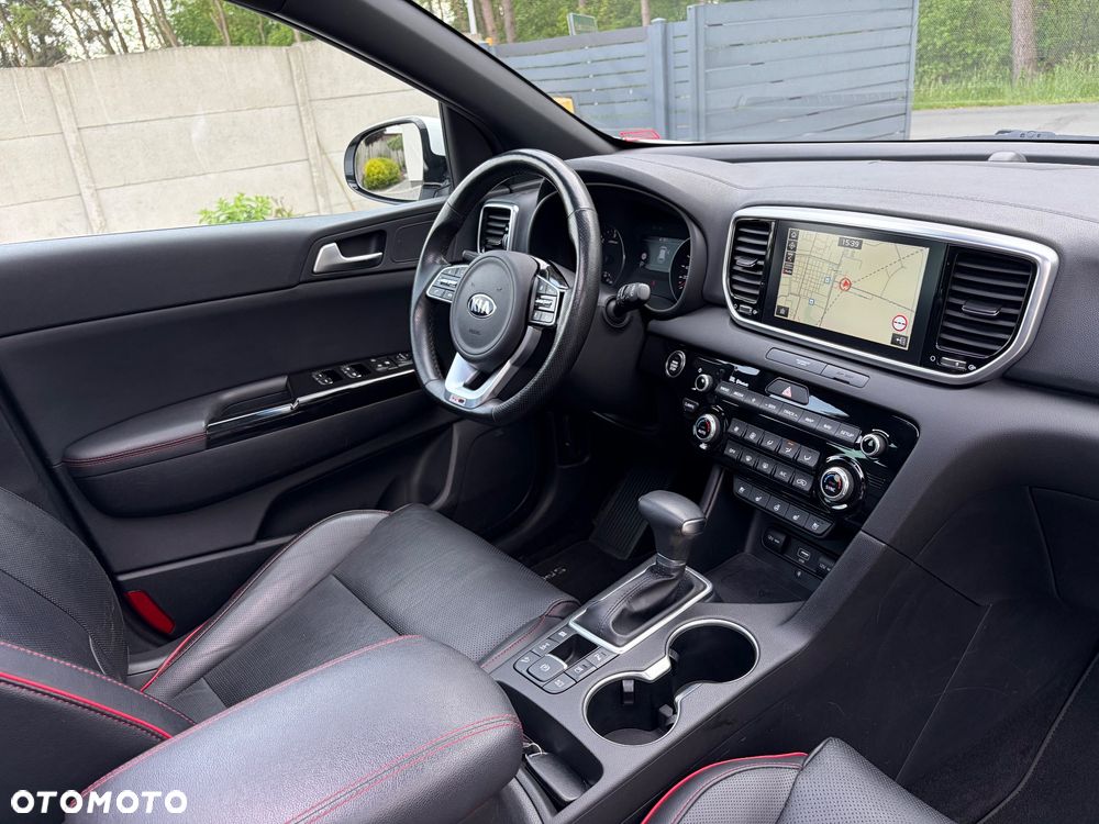 Kia Sportage 2,0 CRDI AWD GT Line - 33