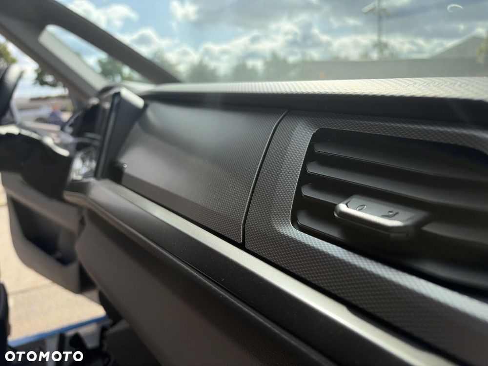 Volkswagen California - 28