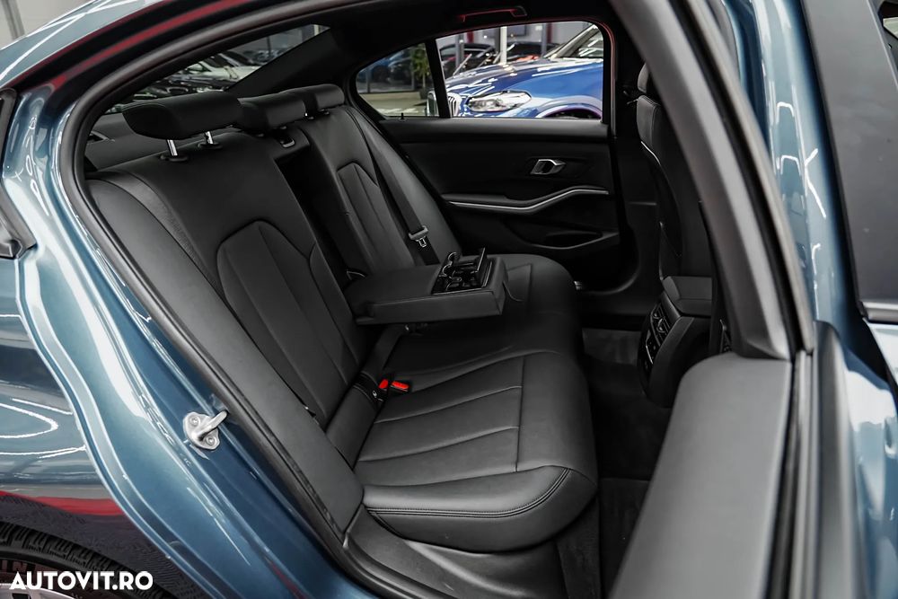 BMW Seria 3 330e Aut. Sport Line - 10