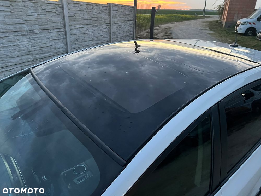 Toyota Prius+ (Hybrid) - 20