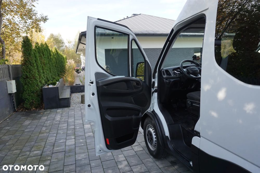 Iveco DAILY - 13