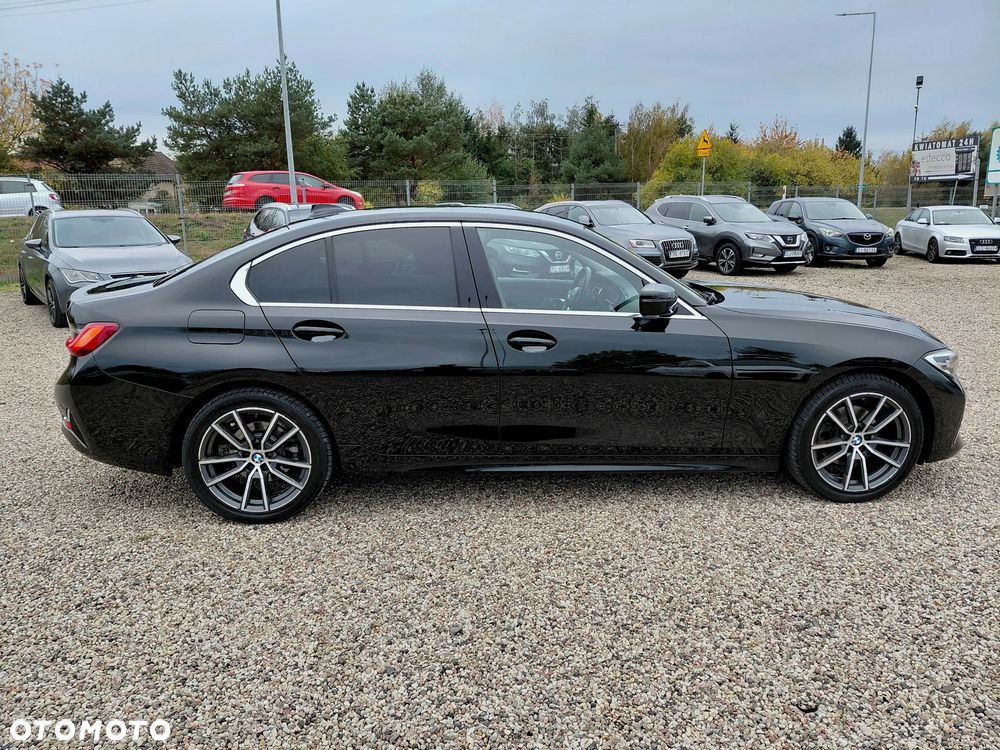 BMW Seria 3 320d xDrive Luxury Line sport - 20