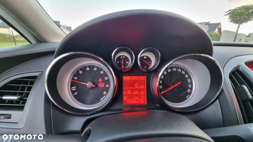 Opel Astra 1.4 T Cosmo - 21