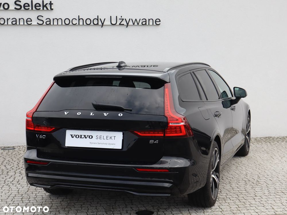 Volvo V60 B4 B Plus Dark - 5