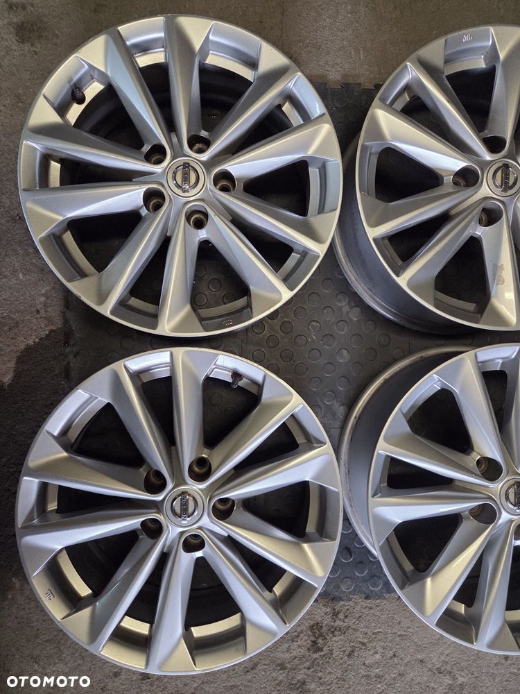 Felgi Aluminiowe 5x114,3 7Jx17 ET40 Qashqai X-Trail Townstar - 3