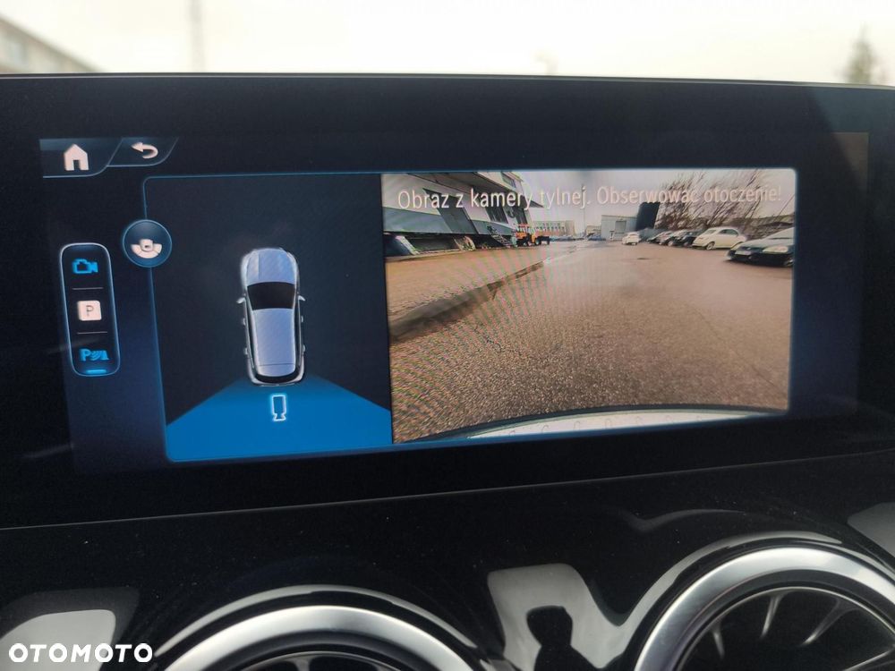 Mercedes-Benz GLA - 20