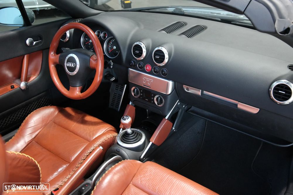 Audi TT Coupé 1.8 T S-line - 5