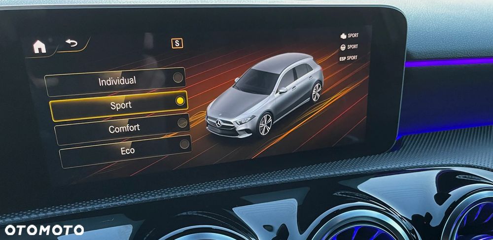 Mercedes-Benz Klasa A 250 7G-DCT AMG Line - 21