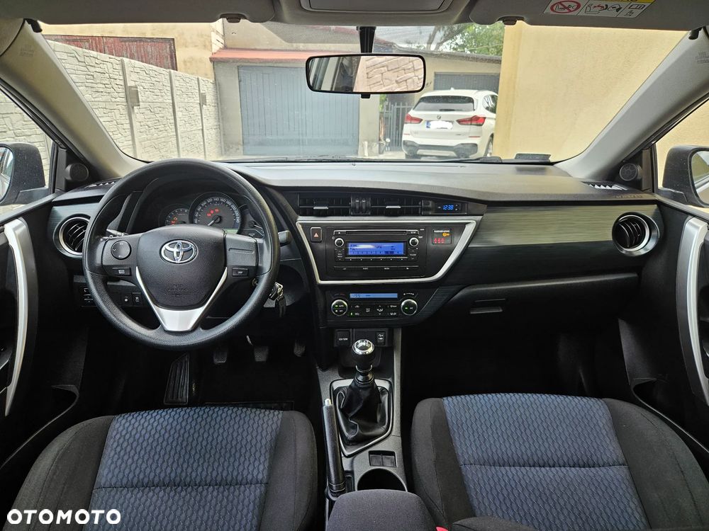 Toyota Auris 1.33 VVT-i Active - 5