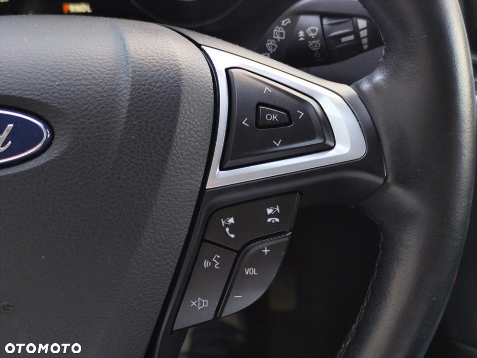 Ford S-Max - 23