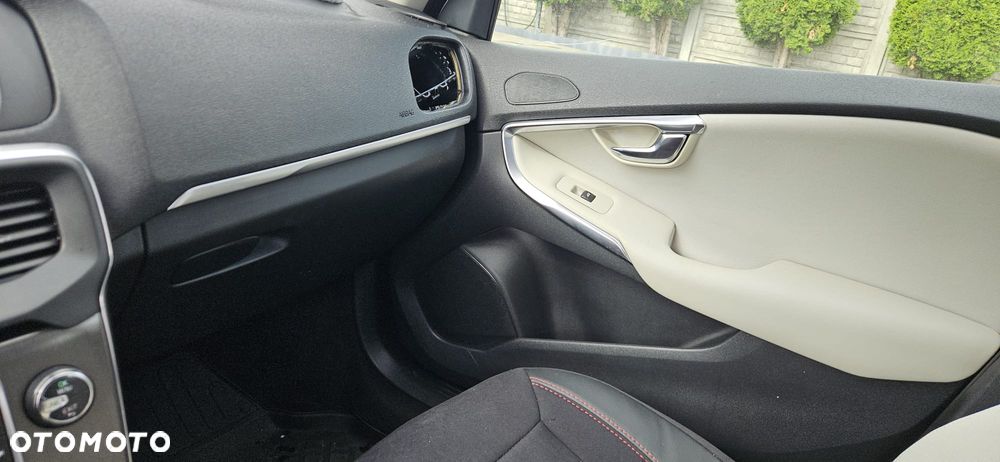 VOLVO V40 II 12 - 16 2.0 D5204T6 - FOTEL PRZÓD LEWY PRAWY KANAPA - 23