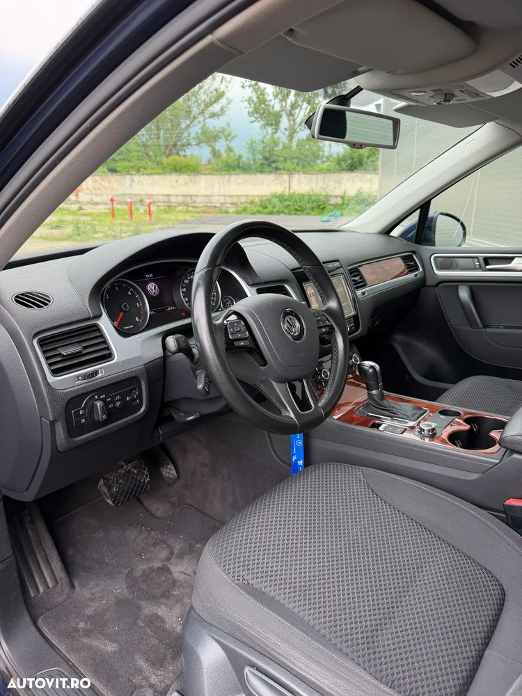 Volkswagen Touareg - 7