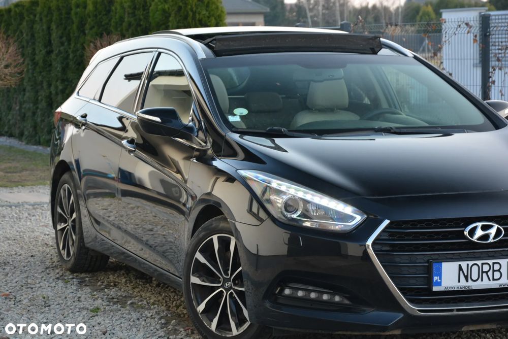 Hyundai i40 1.7 CRDi Premium DCT - 1