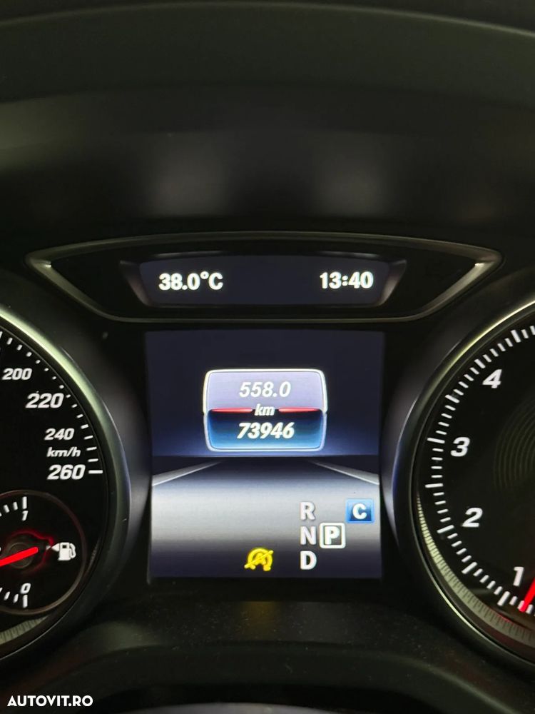 Mercedes-Benz GLA - 14