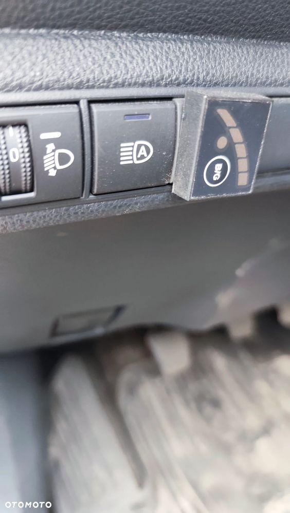 Toyota Corolla 1.6 Comfort - 13