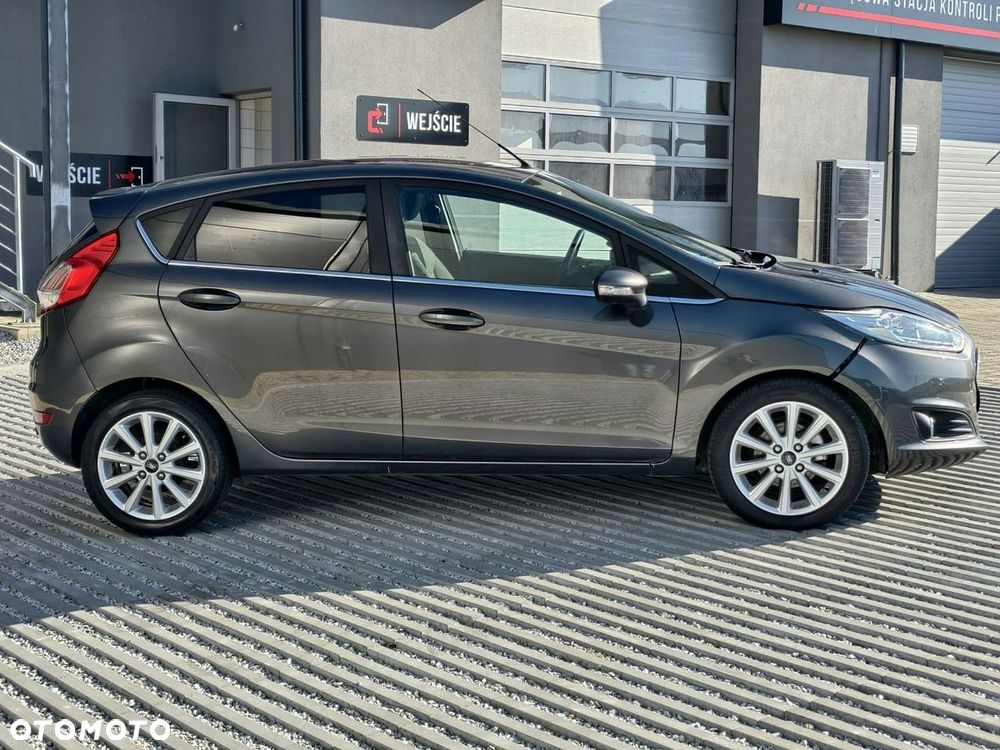 Ford Fiesta - 8