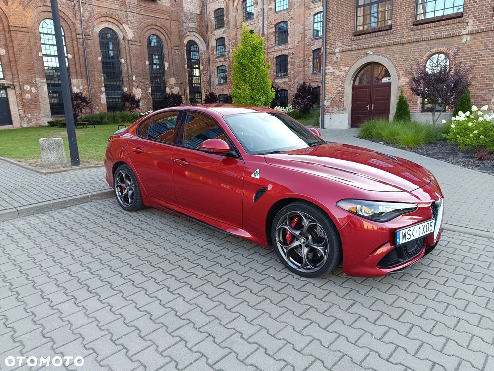 Alfa Romeo Giulia 2.9 Bi Turbo V6 Quadrifoglio - 1