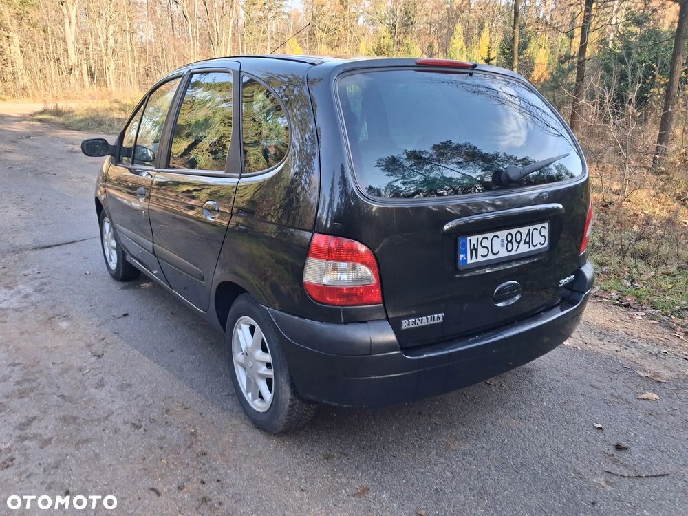 Renault Scenic - 19