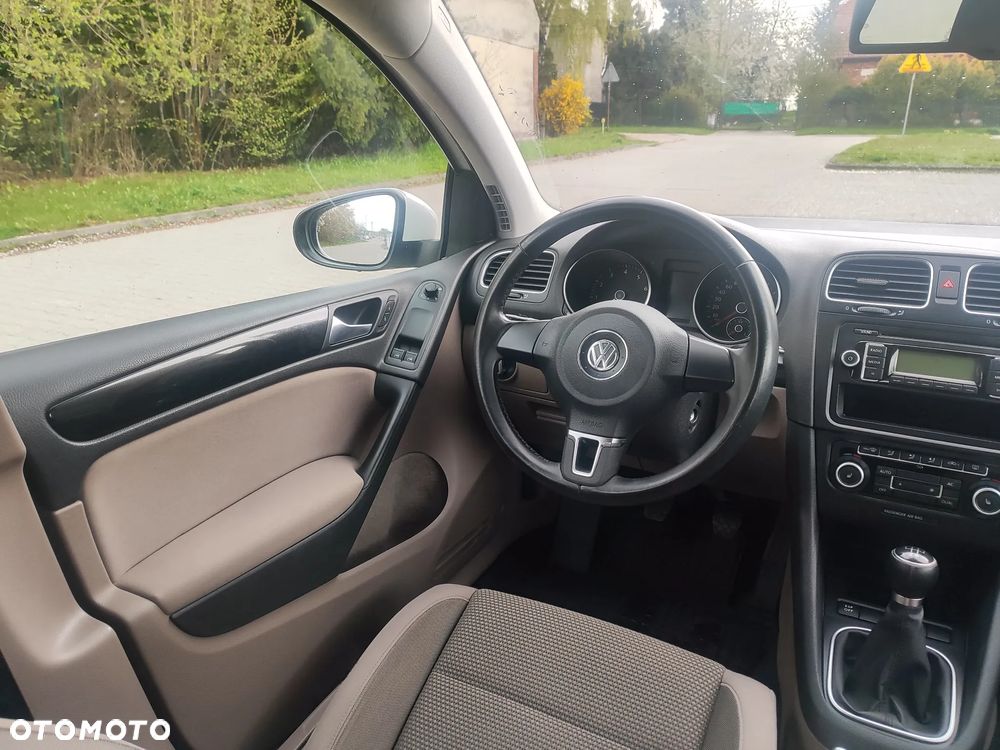 Volkswagen Golf 1.4 Style - 27