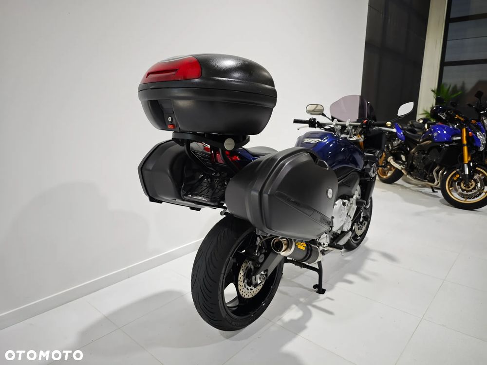 Yamaha FZ - 13